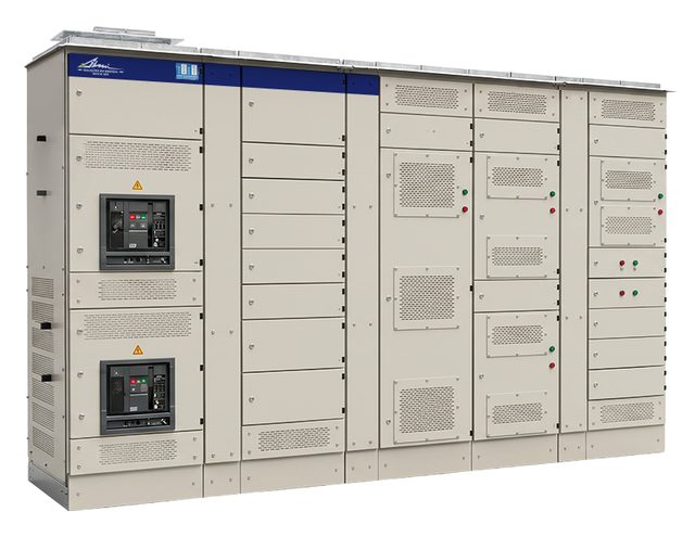 Painel NoTTabile Arc Pro em várias colunas com disjuntores e gavetas, vista frontal em perspectiva